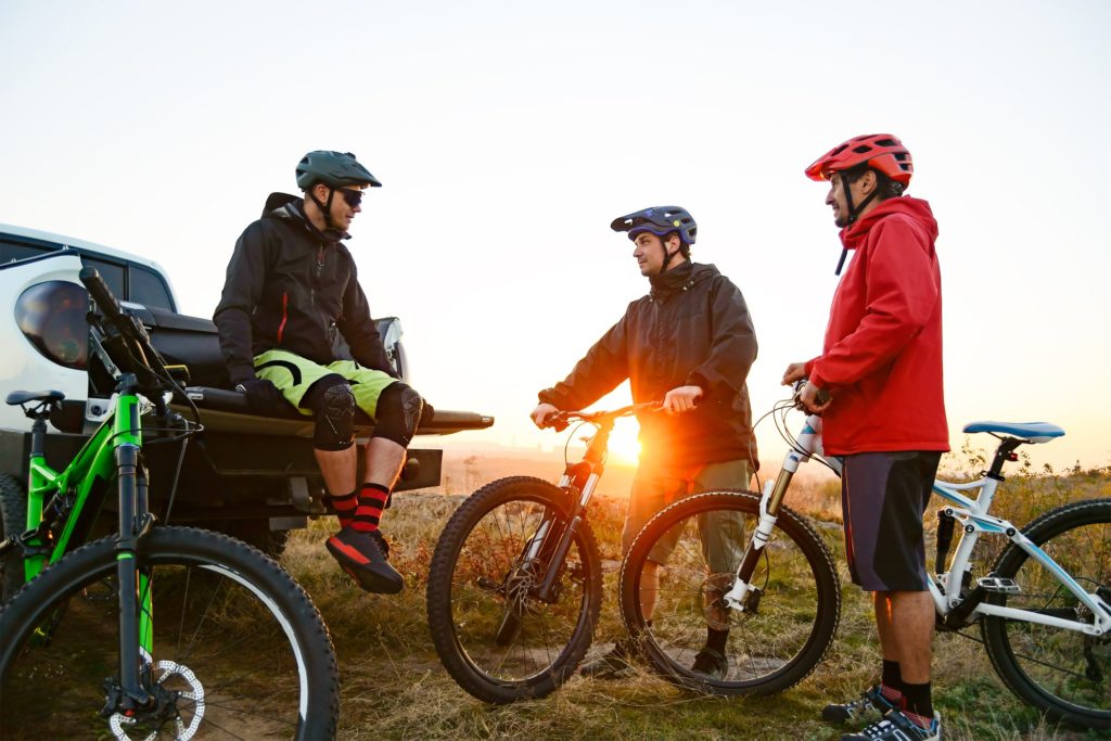 bike tailgate blanket