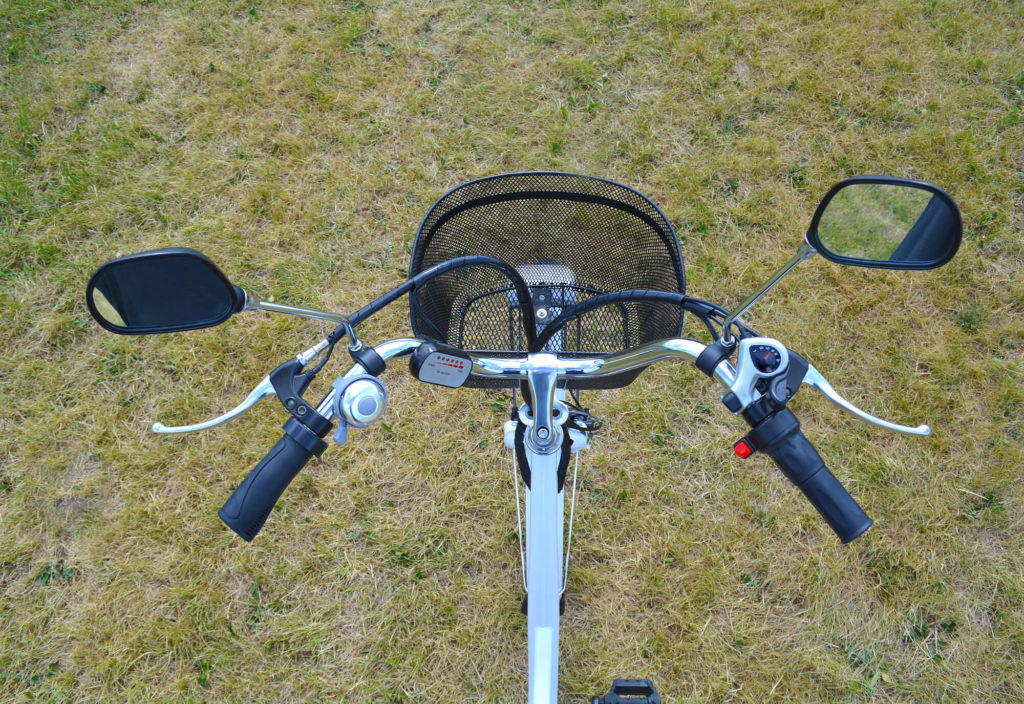adult tricycle handlebar and basket