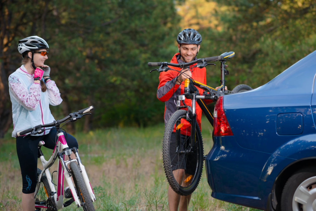 couple with bikes