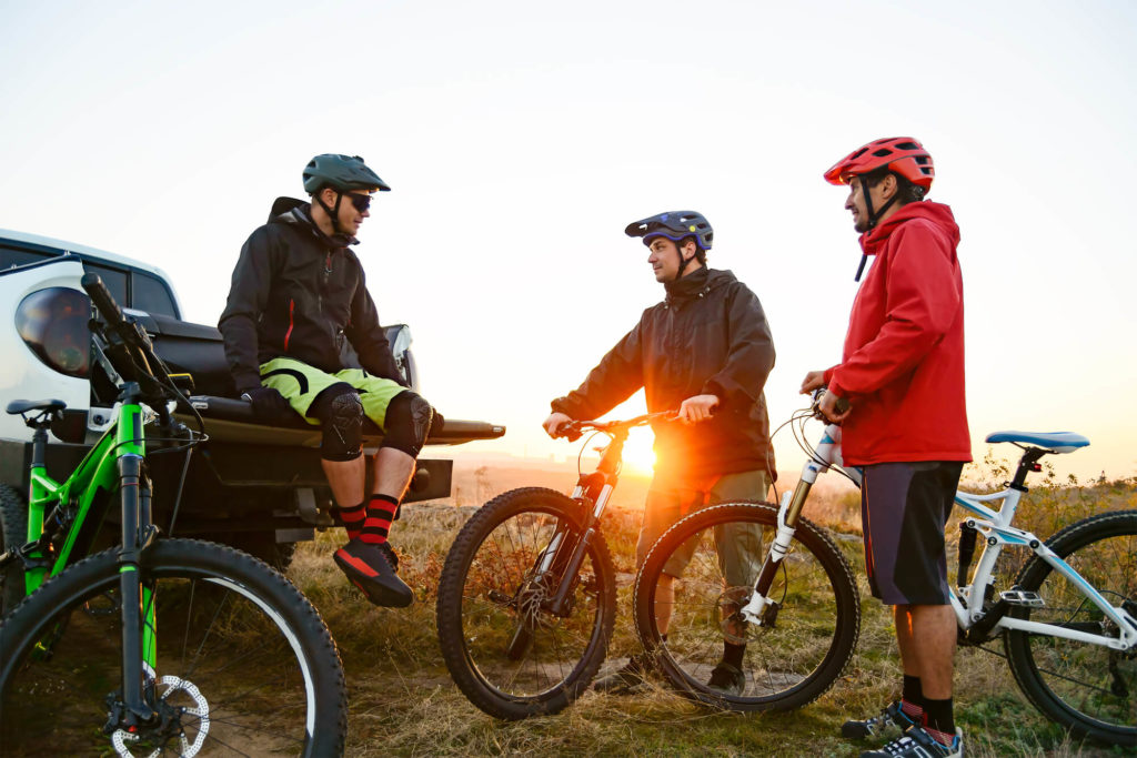friends with mountain bikes